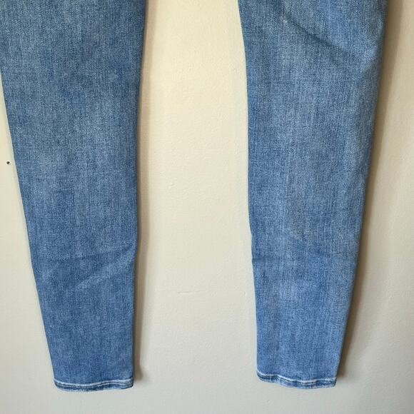 American Eagle Distressed Light Wash Jean Jegging Size 0 Regular - Picture 11 of 12